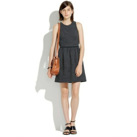 Madewell Dresses & Skirts - NWT Madewell - Pierside Zip Back Dress
